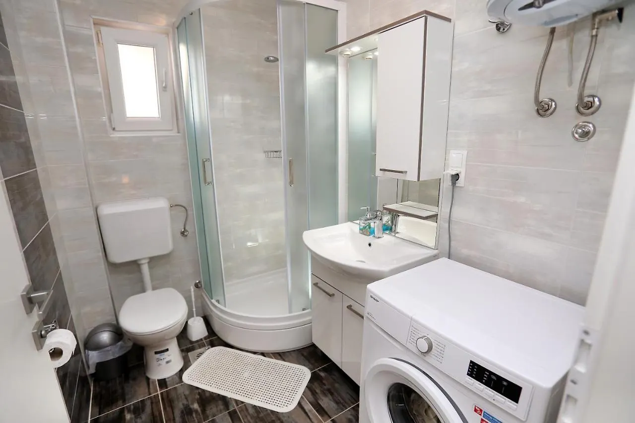 Villa Stella Trogir 0*,  Kroatien
